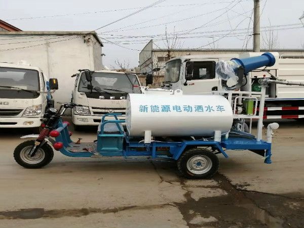 新能源電動(dòng)三輪灑水車