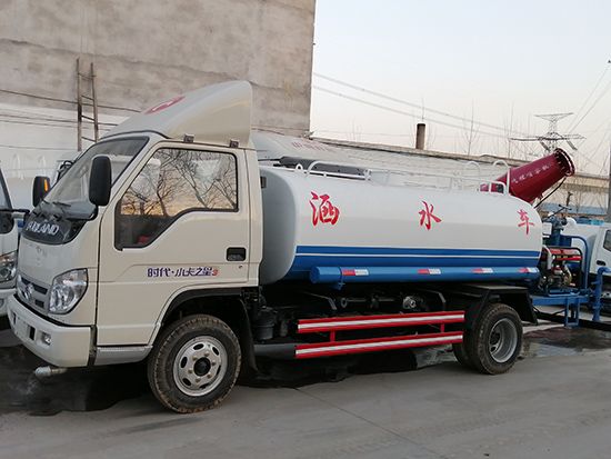 5噸灑水車