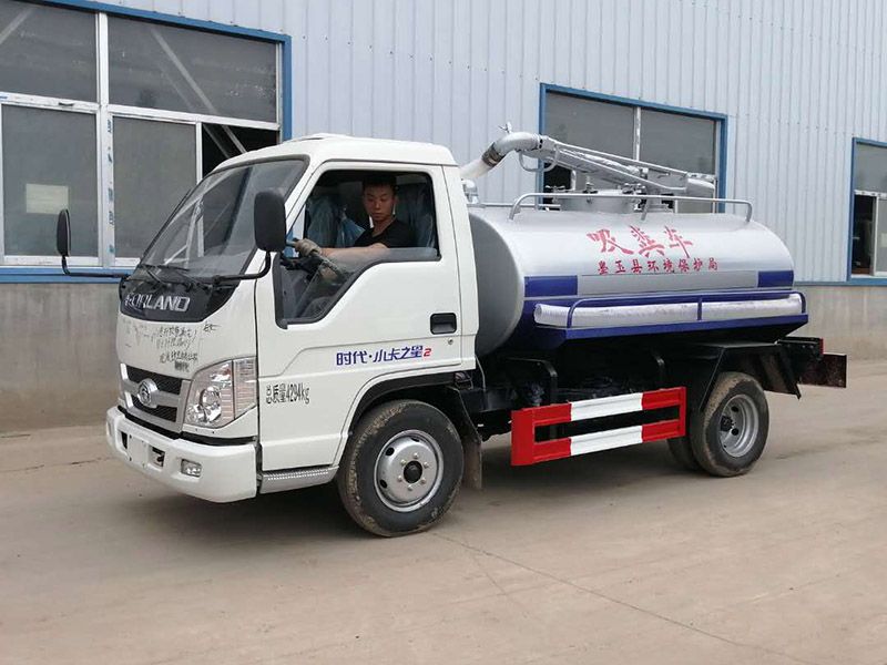福田3立方吸糞車
