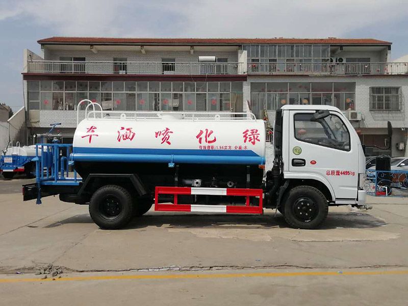 東風(fēng)福瑞卡5立方灑水車