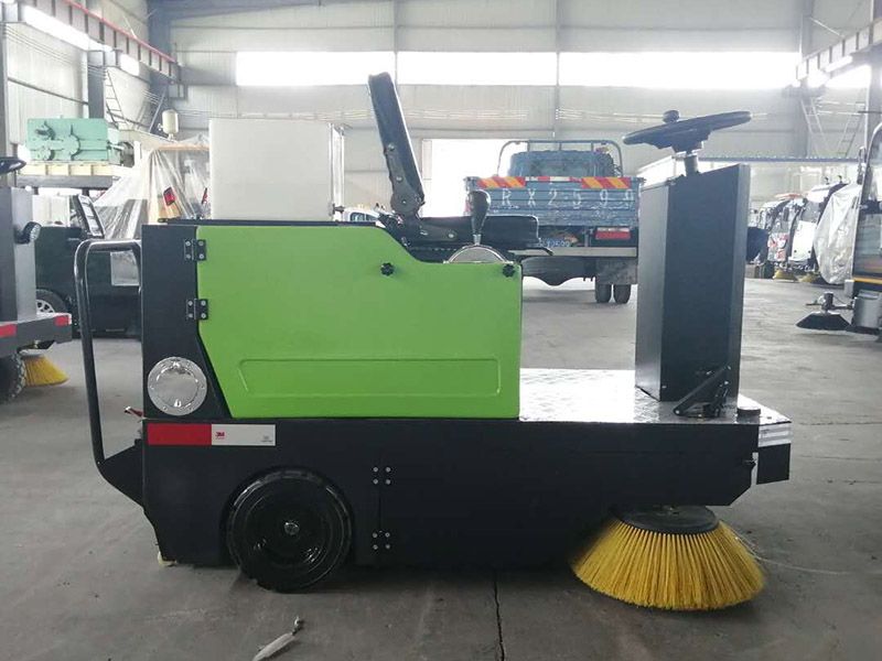 新能源掃地車