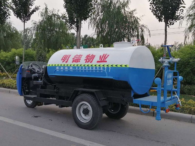 明德物業(yè)灑水車