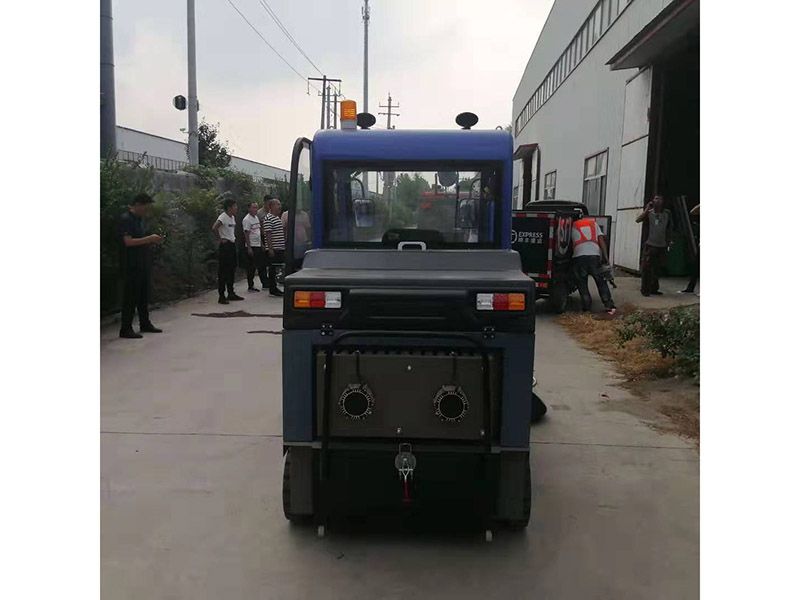 新能源掃地車