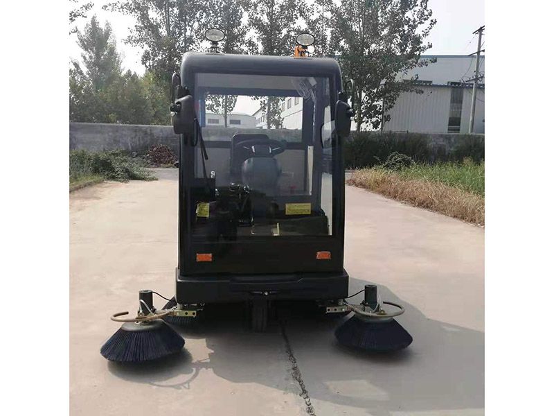 新能源五刷掃地車