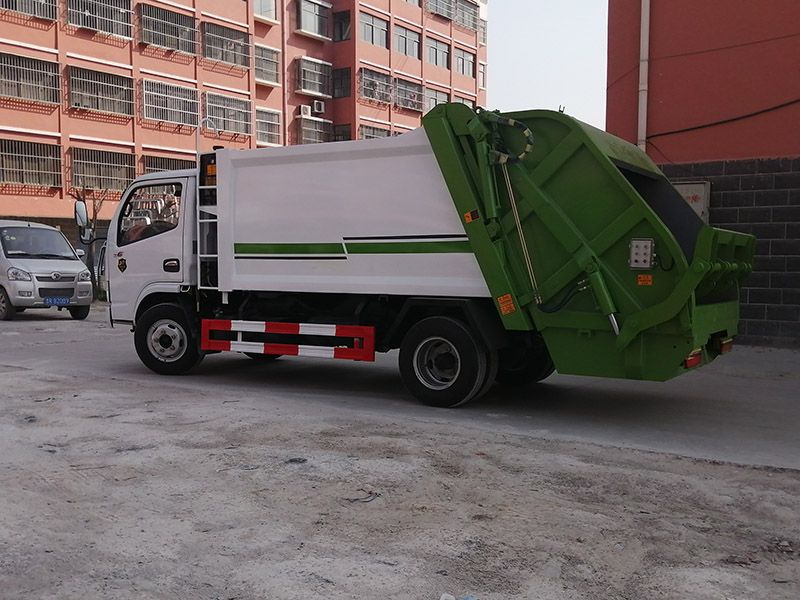 東風國六壓縮垃圾車