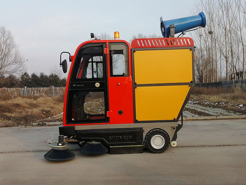 多功能掃地車
