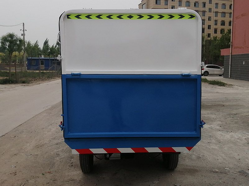 電動(dòng)4立方灑水車