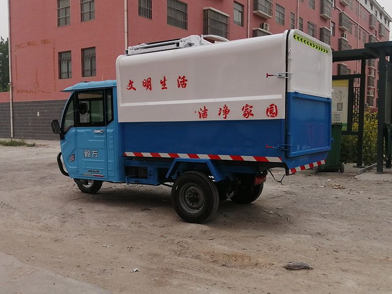 電動(dòng)4立方灑水車