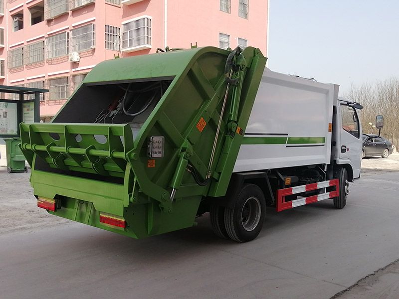 東風國六壓縮垃圾車