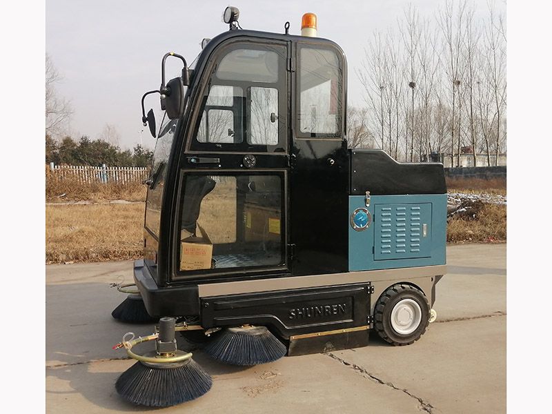 電動(dòng)掃地車(chē)