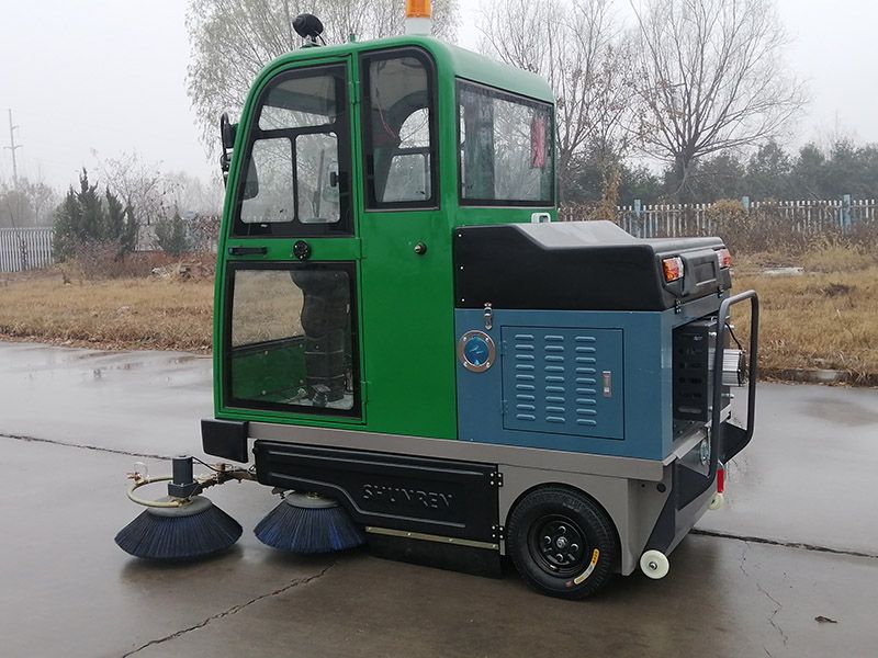 高端電動掃地車