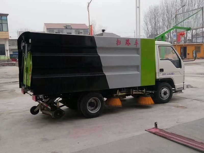 機動掃地車