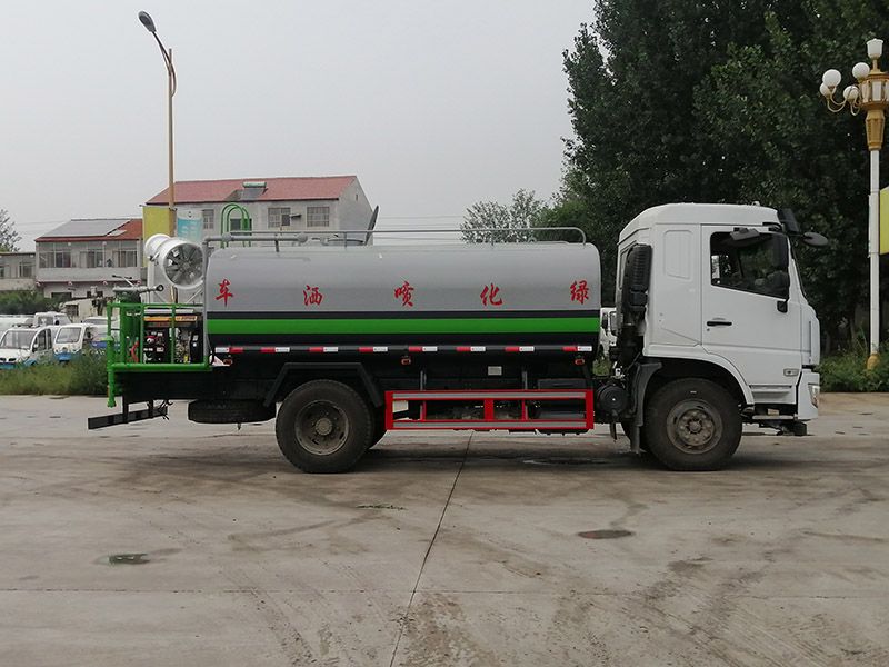 霧炮灑水車