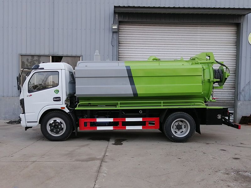 清洗加吸污車