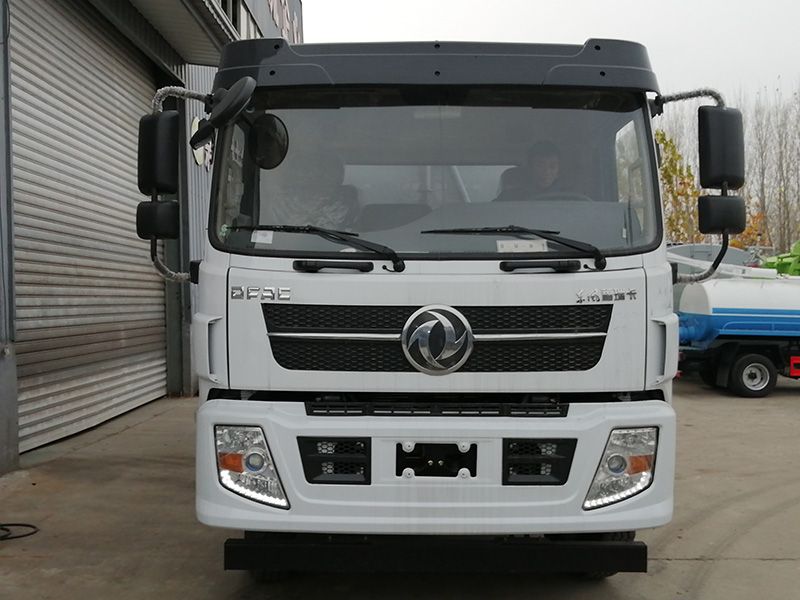 東風(fēng)10方吸糞車
