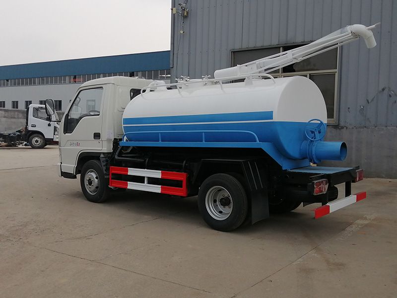 福田藍(lán)牌吸糞車