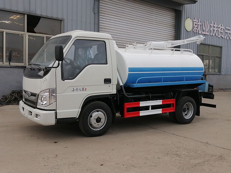 福田藍(lán)牌吸糞車