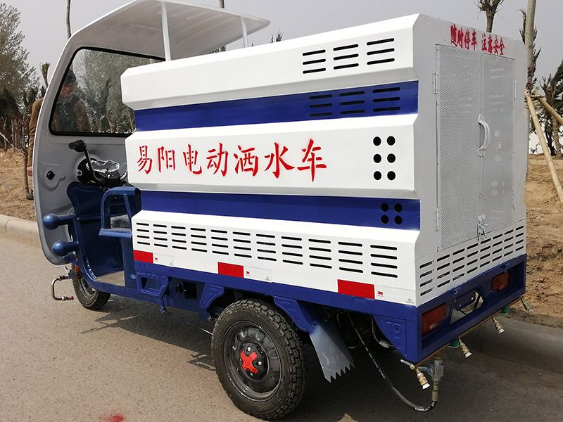 電動(dòng)三輪高壓清洗車