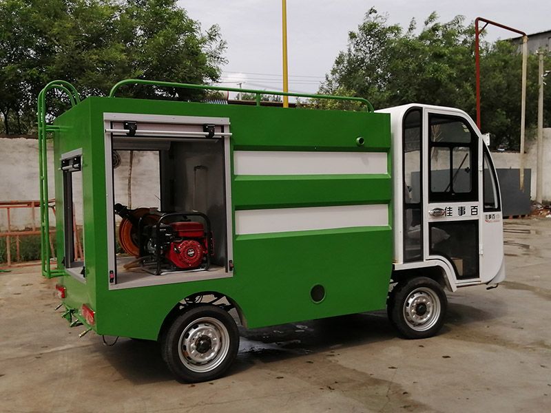 電動四輪高壓清洗車