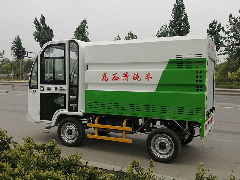 電動(dòng)四輪高壓清洗車