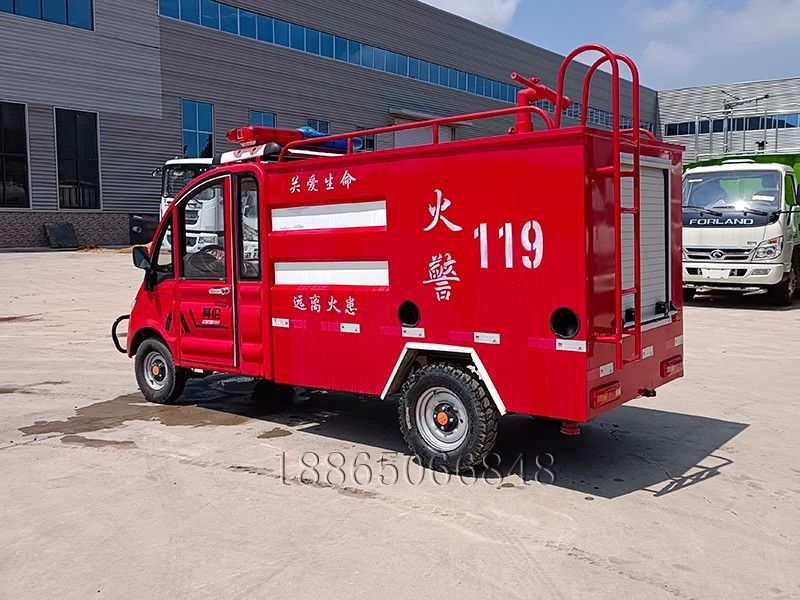 電動四輪消防車